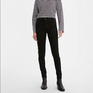 Levi’s High Rise Jeans